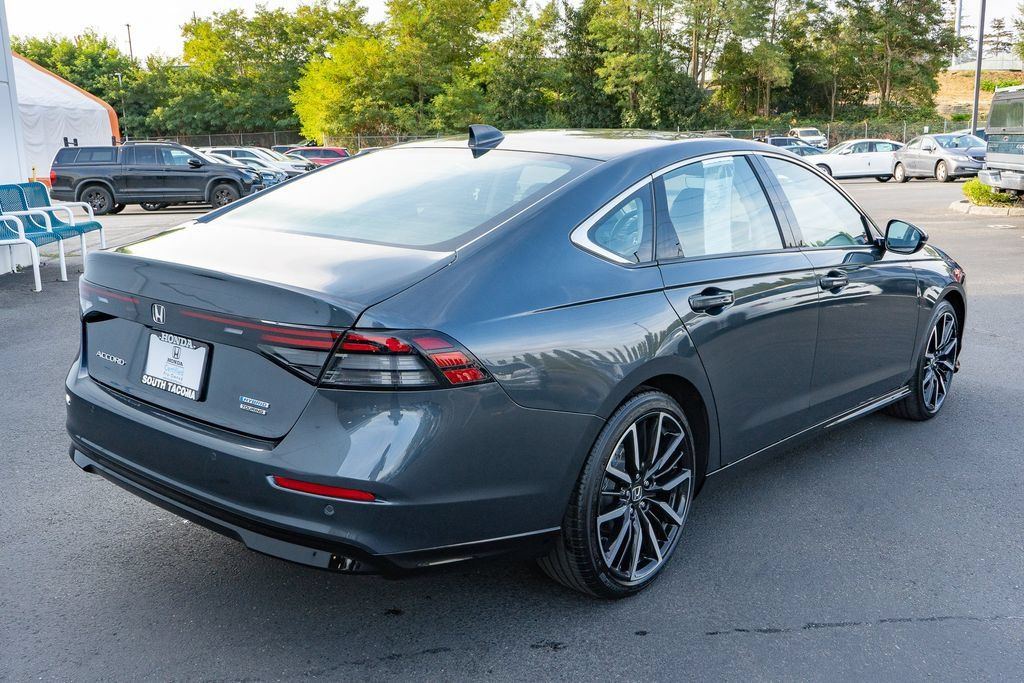 Certified 2023 Honda Accord Touring image 14