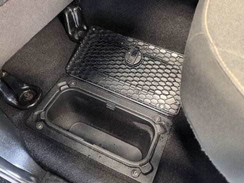 Used 2022 RAM 1500 Classic Warlock image 25