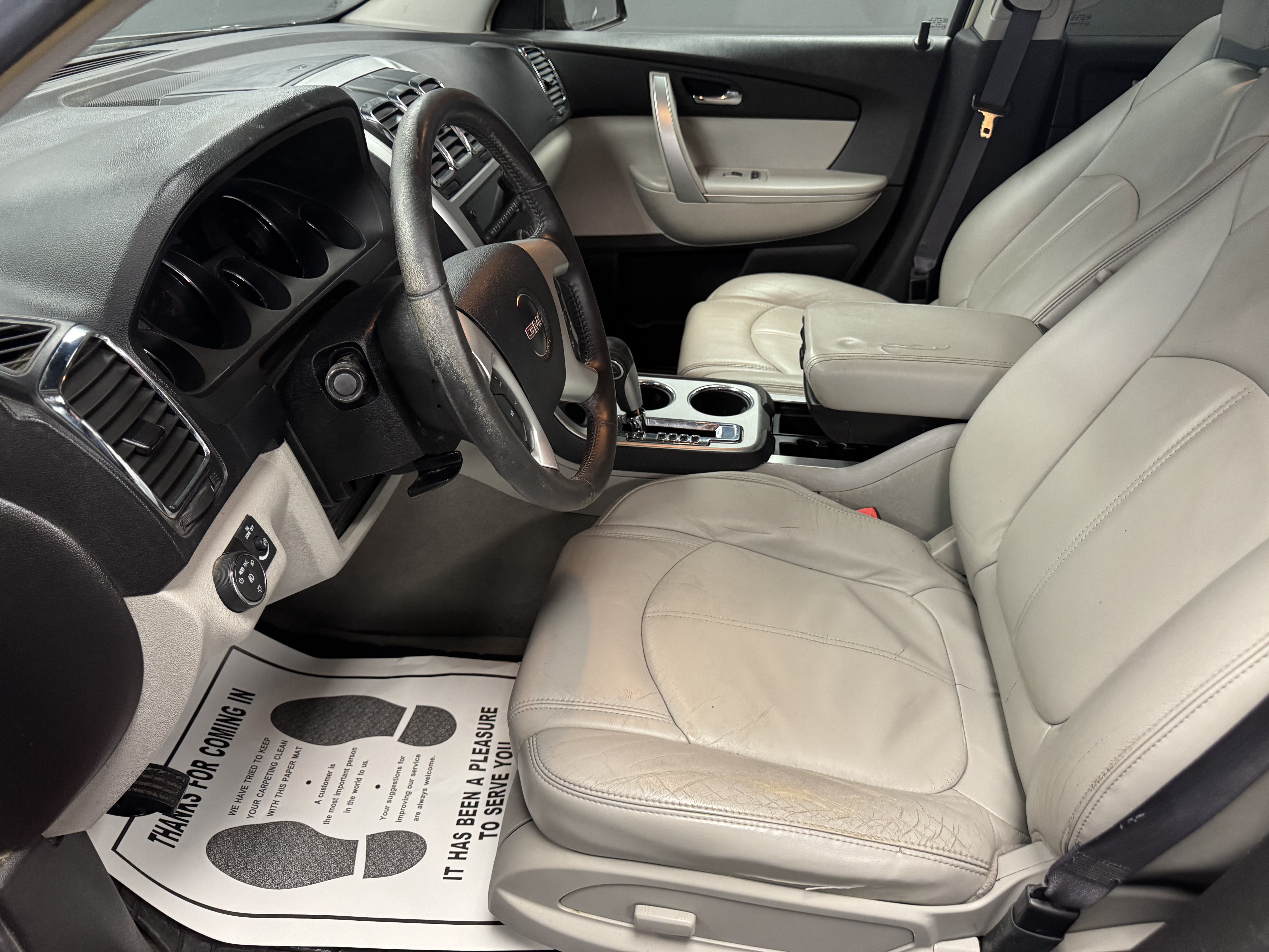 Used 2009 GMC Acadia SLT FWD image 9
