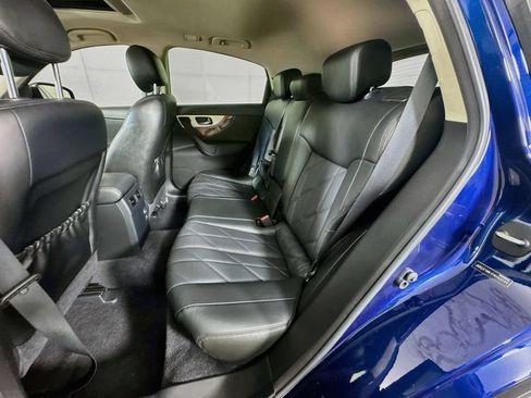 Used 2015 INFINITI QX70 AWD w/ Premium Package image 32