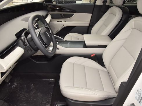 New 2026 Lincoln Nautilus Premier AWD/4WD image 20