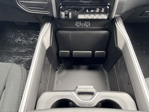 New 2025 RAM 2500 Big Horn image 20