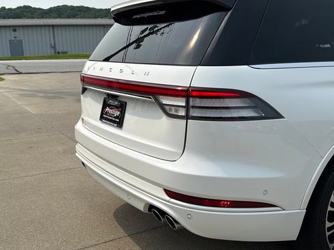 Used 2022 Lincoln Aviator Reserve w/ Equipment Group 201A AWD/4WD image 19