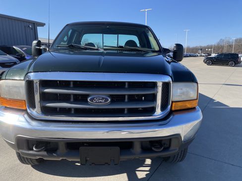 Used 2000 Ford F250 XLT image 2