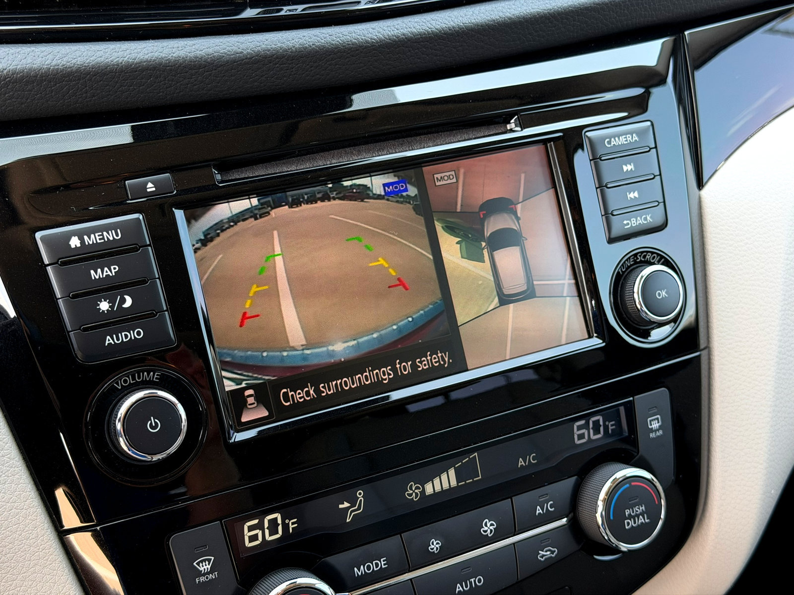 Used 2022 Nissan Rogue Sport SL w/ Premium Package FWD image 17