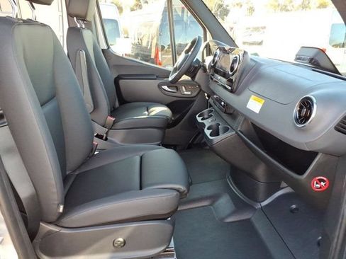 New 2026 Mercedes-Benz Sprinter 2500 image 17