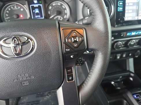 Used 2019 Toyota Tacoma Limited image 26