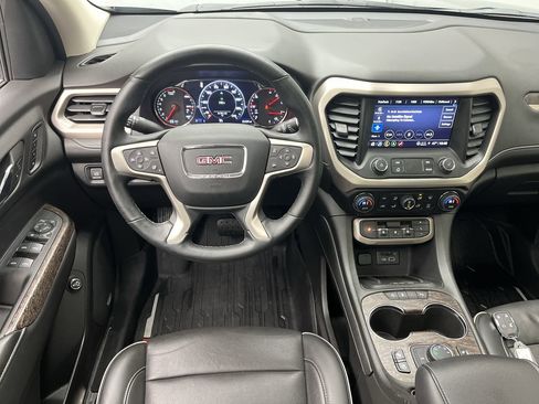 Used 2023 GMC Acadia Denali w/ Denali Ultimate Package image 16