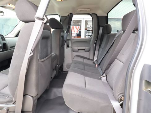 Used 2011 GMC Sierra 2500 W/T w/ Work Truck Preferred Package AWD/4WD image 20