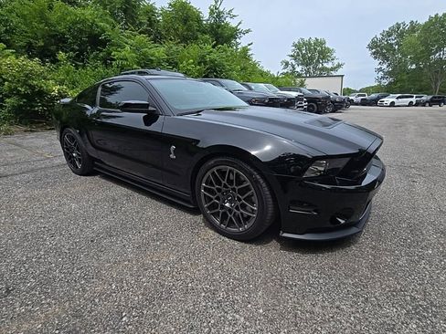 Used 2013 Ford Mustang Shelby GT500 RWD image 10