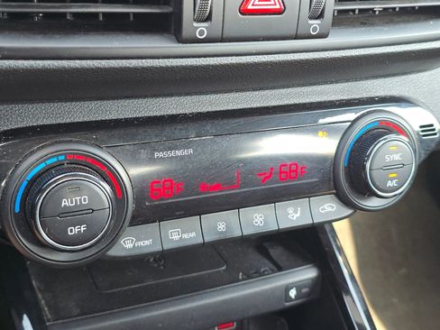 Used 2020 Kia Forte GT image 19