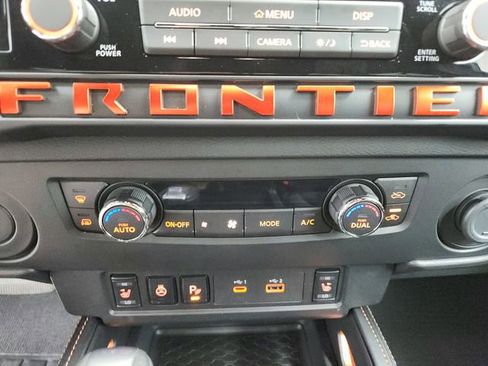 Used 2025 Nissan Frontier Pro-X w/ Pro Convenience Package RWD image 32
