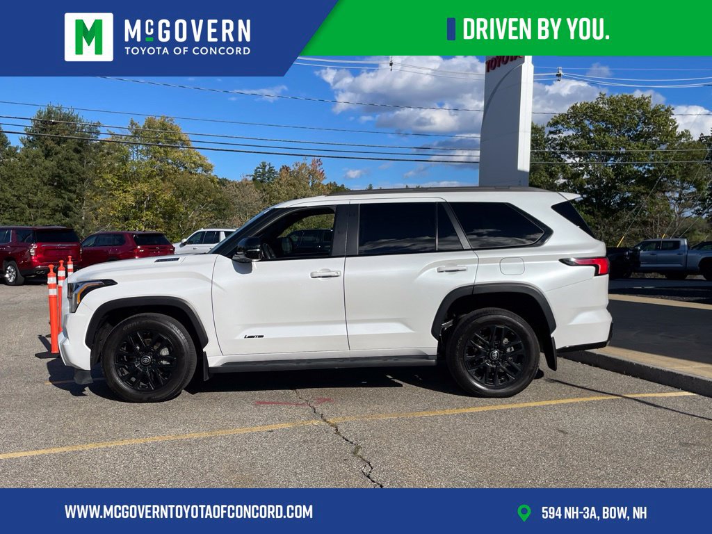 Used 2025 Toyota Sequoia Limited AWD/4WD image 2