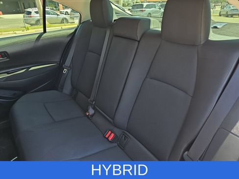 Used 2025 Toyota Corolla LE w/ LE Premium Package FWD image 13