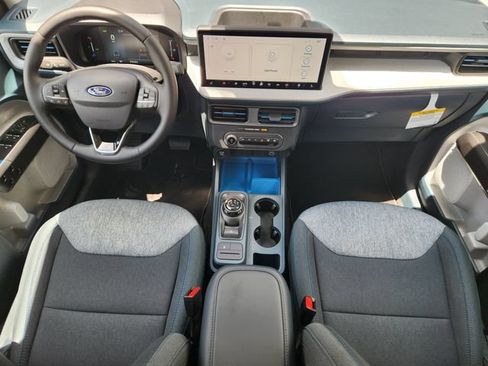 New 2026 Ford Maverick XLT w/ XLT Luxury Package FWD image 19