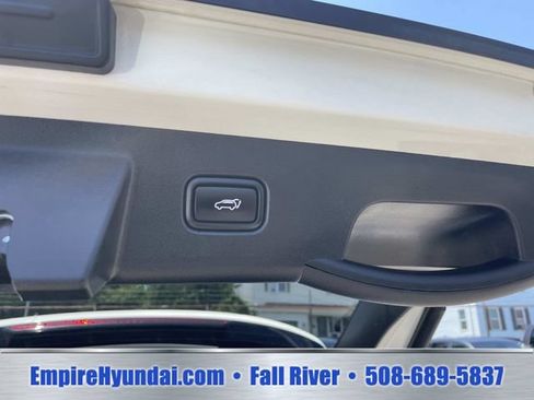 Used 2024 Hyundai Tucson Limited AWD/4WD image 8