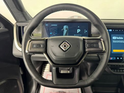 Used 2023 Rivian R1S Adventure AWD/4WD image 13