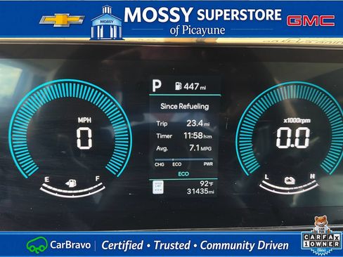 Used 2025 Hyundai Santa Fe SEL FWD image 18