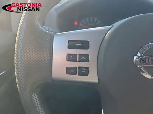 Used 2019 Nissan Frontier SV image 31