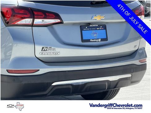 Used 2023 Chevrolet Equinox LT w/ Driver Convenience Package FWD image 6