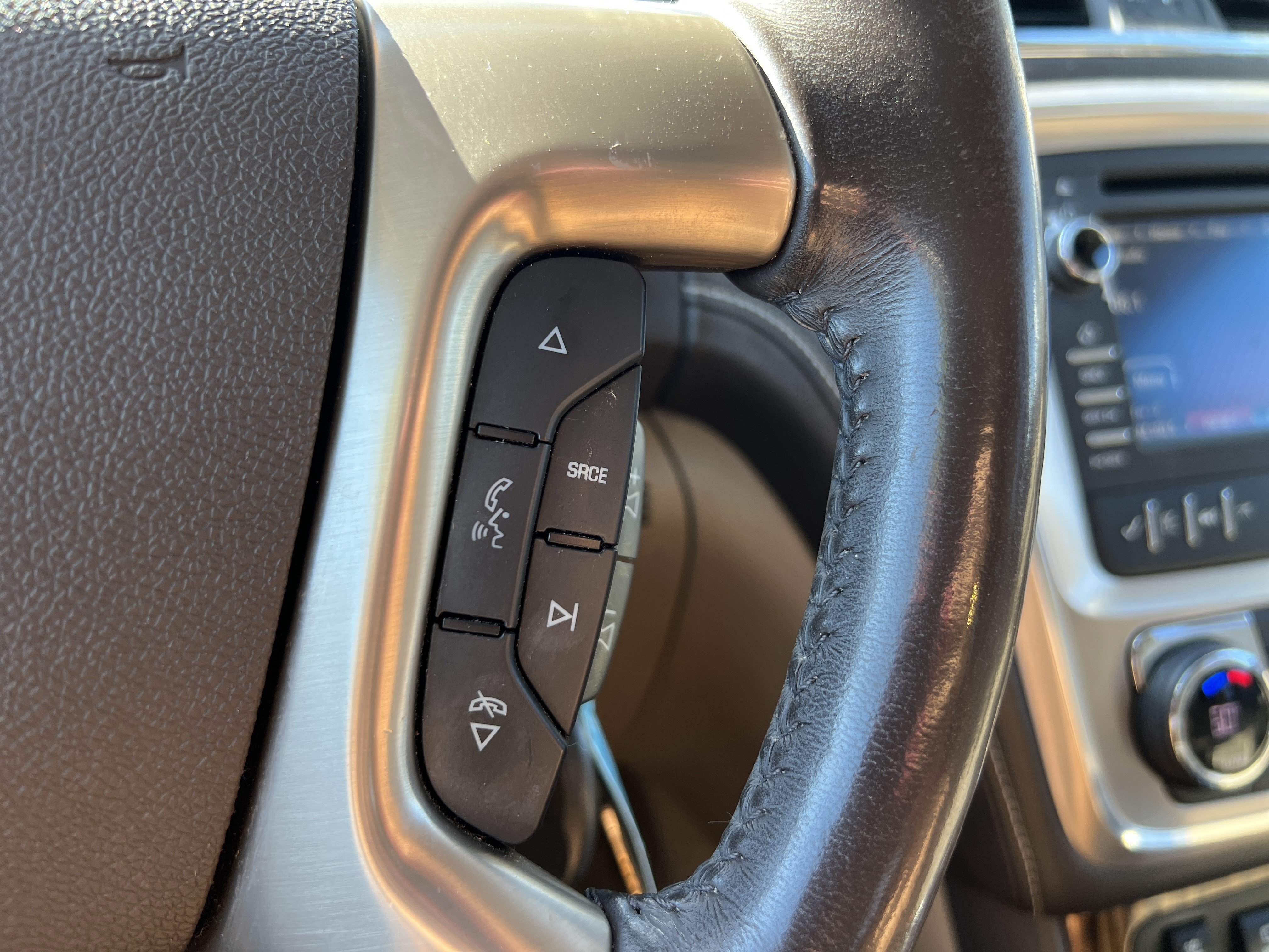 Used 2016 GMC Acadia Denali FWD image 20