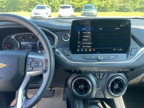 Used 2023 Chevrolet Blazer LT w/ Convenience Package FWD image 11