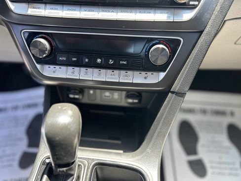 Used 2019 Hyundai Sonata SEL image 14