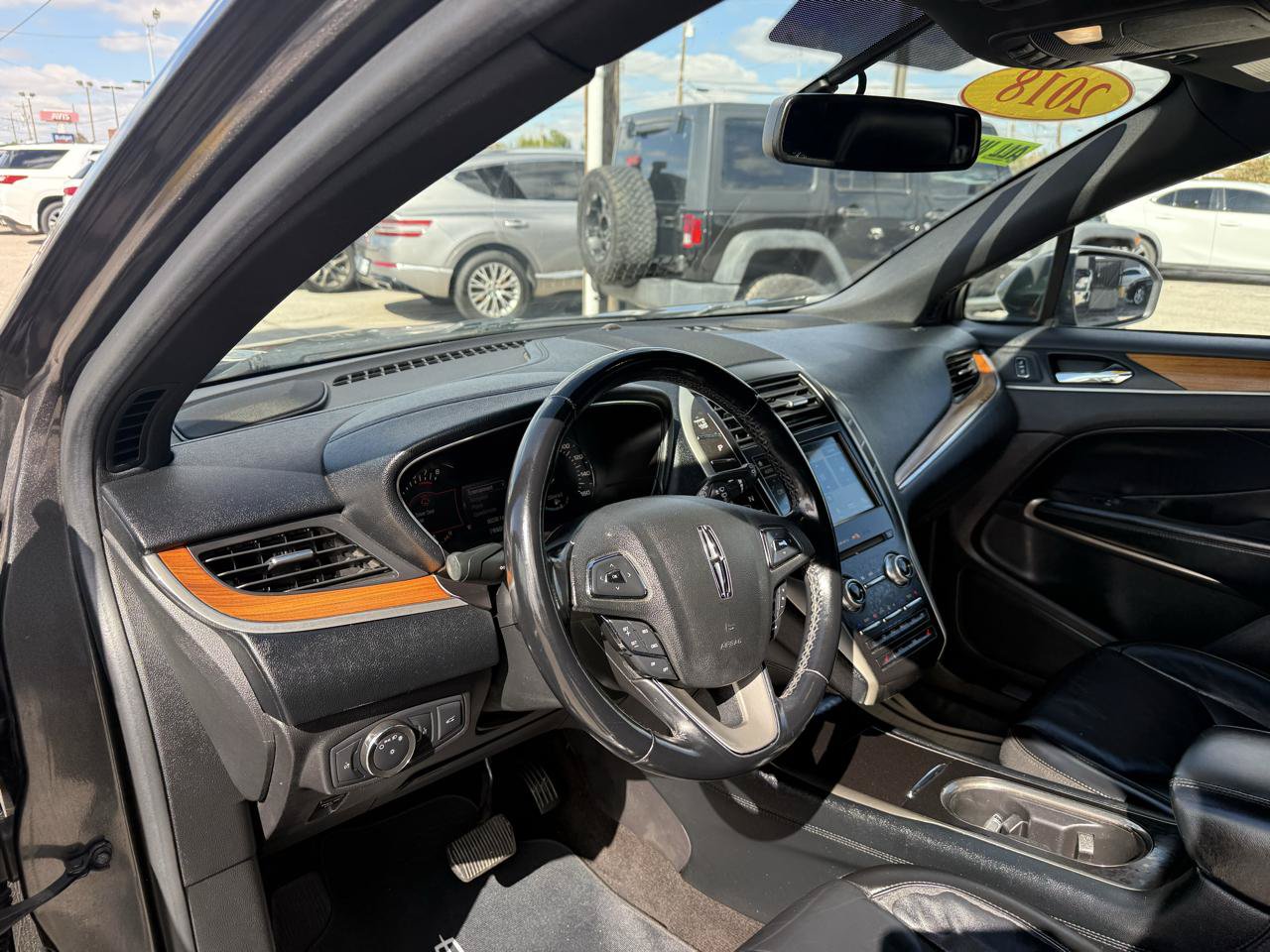 Used 2018 Lincoln MKC Select w/ Select Plus Package AWD/4WD image 10
