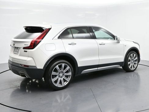 Used 2021 Cadillac XT4 Premium Luxury w/ Technology Package AWD/4WD image 7