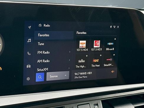 Certified 2024 Lexus ES 300h w/ Premium Package FWD image 25