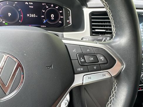Used 2023 Volkswagen Atlas Cross Sport SE w/ Black Wheel Package FWD image 19