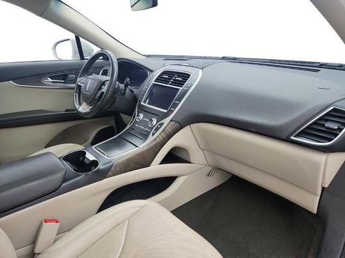 Used 2020 Lincoln Nautilus Reserve image 25