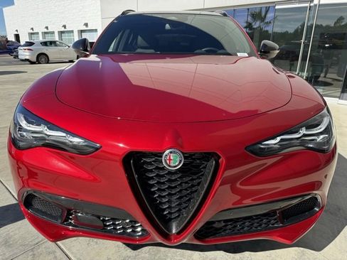 New 2025 Alfa Romeo Stelvio Sprint image 7
