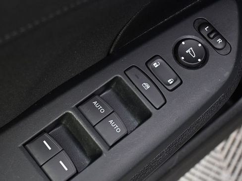 Used 2019 Honda Civic EX image 23