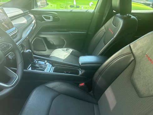 Used 2024 Jeep Compass Trailhawk AWD/4WD image 5