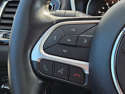 Used 2020 Jeep Compass Limited image 20