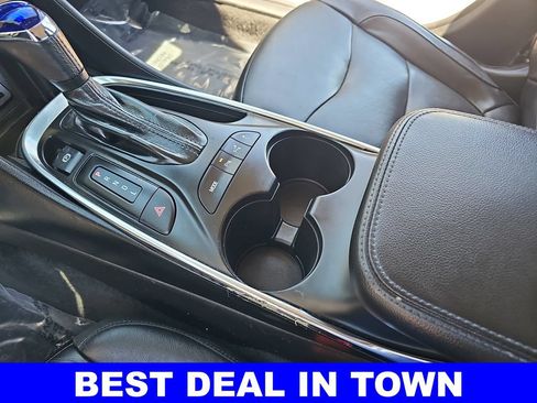 Used 2018 Chevrolet Volt Premier w/ Driver Confidence Package FWD image 23