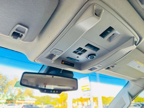 Used 2019 GMC Yukon Denali w/ Denali Ultimate Package image 28