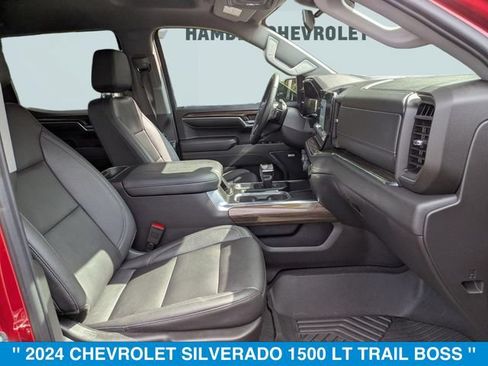 Used 2024 Chevrolet Silverado 1500 LT Trail Boss w/ LT Trail Boss Premium Package AWD/4WD image 30