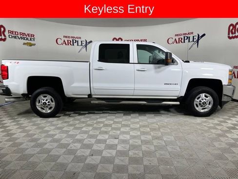 Used 2016 Chevrolet Silverado 2500 LT w/ LT Convenience Package image 9