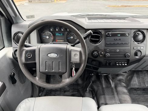 Used 2012 Ford F350 XL w/ Skid Plate Pkg image 19