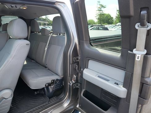 Used 2014 Ford F150 XLT w/ XLT Chrome Package RWD image 22