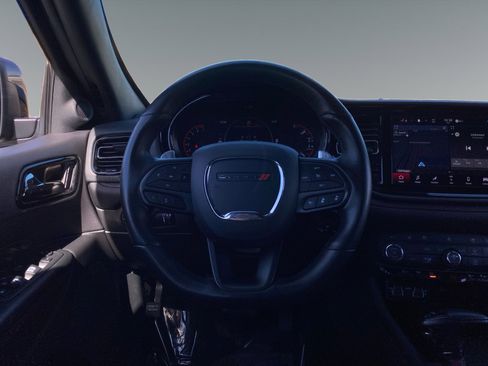 Used 2025 Dodge Durango GT AWD/4WD image 12