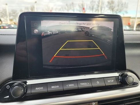 Used 2023 Kia Forte LXS image 12