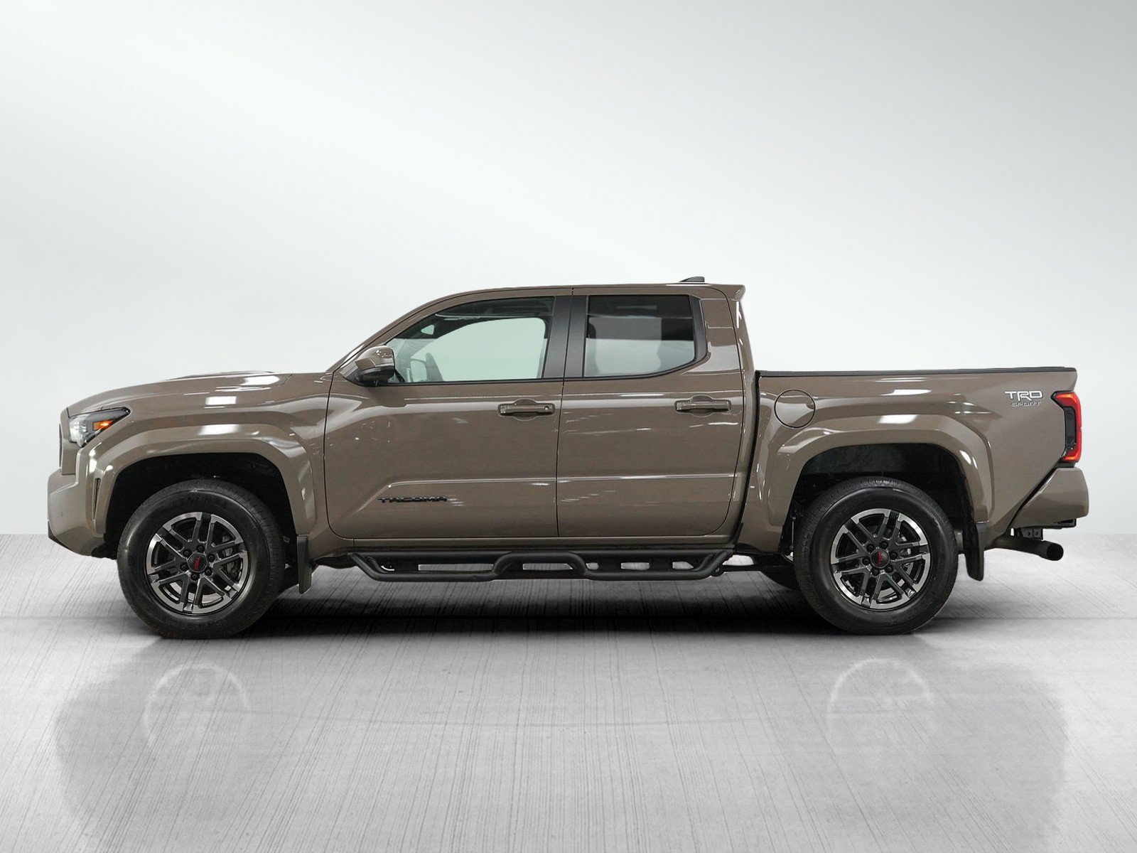 Used 2026 Toyota Tacoma TRD Sport w/ TRD Sport Upgrade Package AWD/4WD image 2