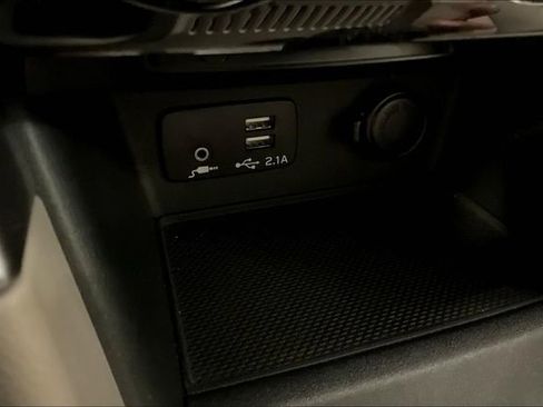 Used 2020 Subaru Forester Premium image 33