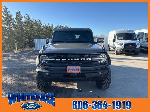 New 2025 Ford Bronco Outer Banks w/ Sasquatch Package image 54