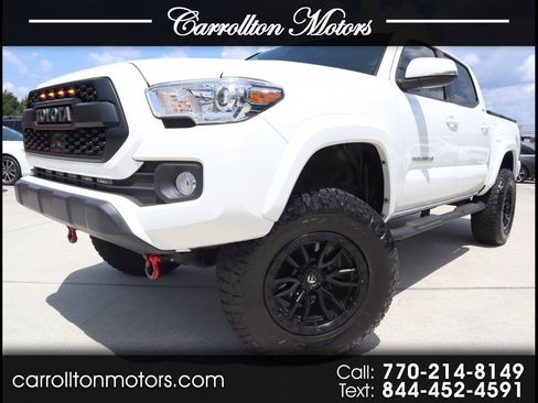 Used 2023 Toyota Tacoma SR5 AWD/4WD image 1