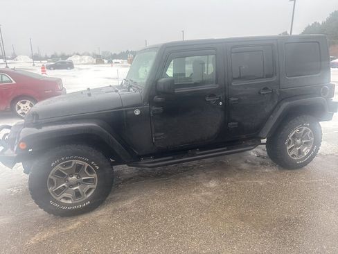 Used 2008 Jeep Wrangler Unlimited Sahara image 3