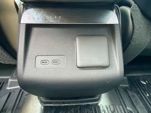 Used 2025 Cadillac Lyriq Luxury w/ LPO, Floor Liner Package AWD/4WD image 32